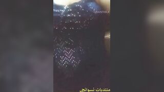 سكس عربي - مصرية شكلها محرومه تفتح كاميرا لتمتع عشيقها بلحمها الأربعيني - xnxx arab