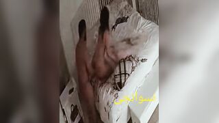 سكس عربي خليجي جايب شرموطه وبيصورها من غير ماتعرف وهيا وبتتناك وبتمسح اللبن - xnxx arab